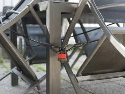 AGT Fahrradschloss Stahlseil:Wetterfestes Profi-Stahlseil Mit Vorhängeschloss, Ummantelt, 5m, Ø 1cm -Haushalt Verkäufe nx7098 6