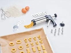 Rosenstein & Söhne Teigspritze:Profi-Edelstahl-Gebäckpresse & Garnierspritze, 13 Schablonen, 8 Tüllen -Haushalt Verkäufe nx8806 12