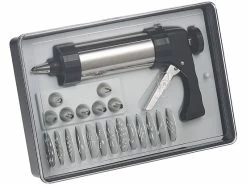 Rosenstein & Söhne Teigspritze:Profi-Edelstahl-Gebäckpresse & Garnierspritze, 13 Schablonen, 8 Tüllen