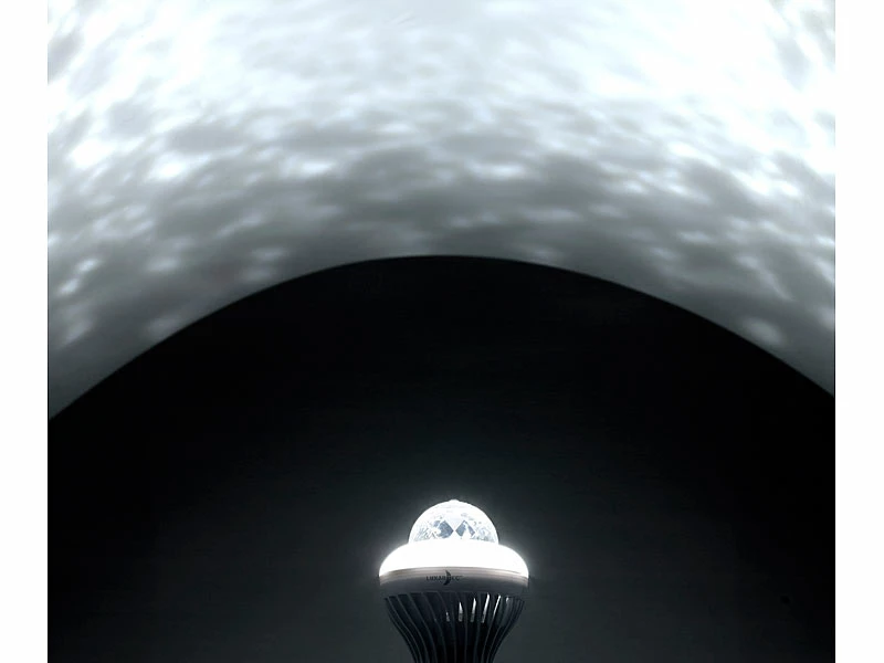 Lunartec Discolampe:Rotierende Disco-LED-Lampe, Galaxie-Effekt, Weißlichtmodus, E27, 5 W 5 Lunartec Discolampe:Rotierende Disco-LED-Lampe, Galaxie-Effekt, Weißlichtmodus, E27, 5 W – Bild 5