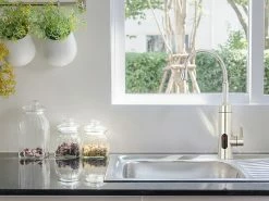 Rosenstein & Söhne Wasserhahn:2in1-Edelstahl-Armatur & Durchlauferhitzer, LED-Display, 60 °C, 1/2" 16 Rosenstein & Söhne Wasserhahn:2in1-Edelstahl-Armatur & Durchlauferhitzer, LED-Display, 60 °C, 1/2" -Haushalt Verkäufe zx8314 4